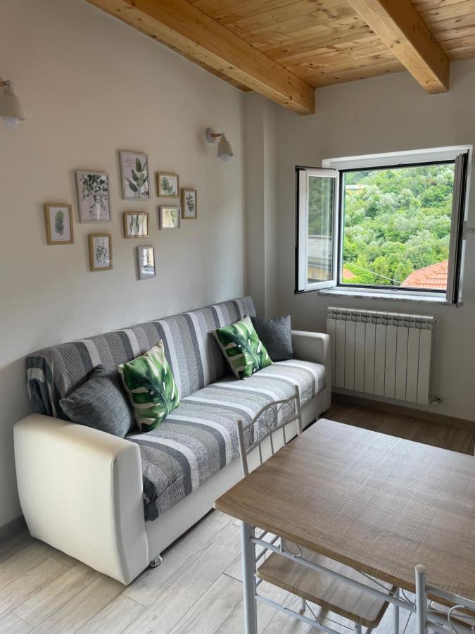 Da Pippo Apartment โมเนเลีย ภายนอก รูปภาพ