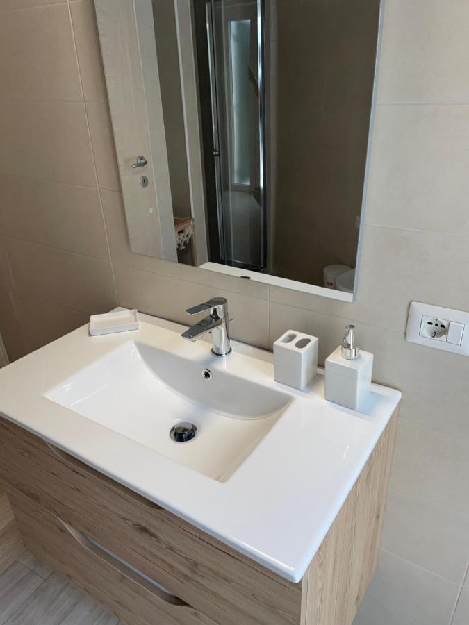 Da Pippo Apartment โมเนเลีย ภายนอก รูปภาพ
