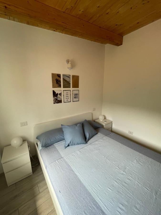 Da Pippo Apartment โมเนเลีย ภายนอก รูปภาพ