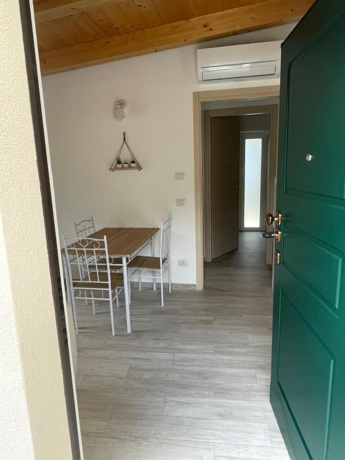 Da Pippo Apartment โมเนเลีย ภายนอก รูปภาพ