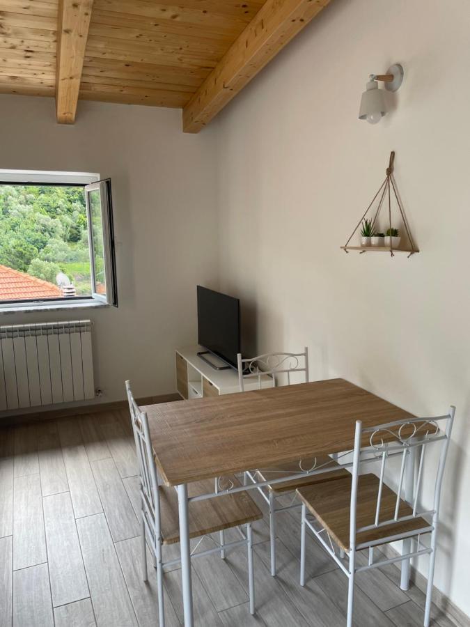 Da Pippo Apartment โมเนเลีย ภายนอก รูปภาพ