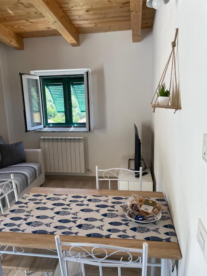 Da Pippo Apartment โมเนเลีย ภายนอก รูปภาพ